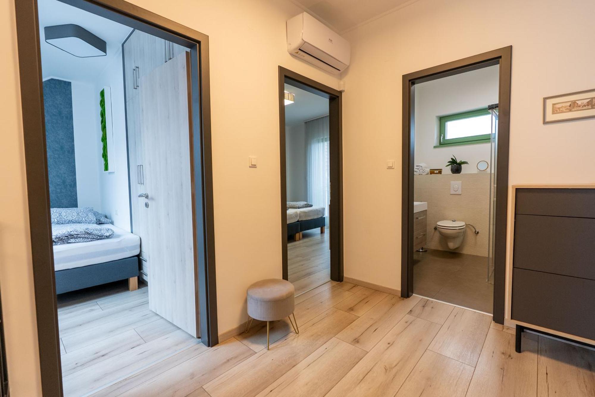Jokai Apartman Dunafoldvar Exterior photo